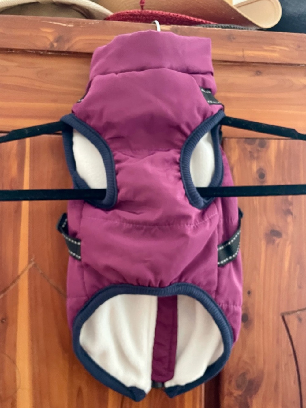 NWOT Dog Puffer Vest with Attached Harness - Picture 2 of 5